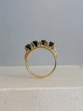 Load image into Gallery viewer, Incredible Vintage Australian Parti Sapphire ring 9ct yellow gold