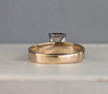 Load image into Gallery viewer, Mauve pink Harts Ranges zircon 9ct gold ring