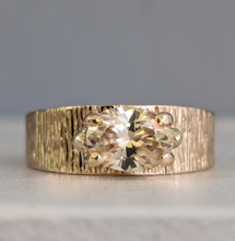 Load image into Gallery viewer, Champagne Harts Ranges zircon in rosey 9ct gold