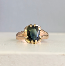 Load image into Gallery viewer, Australian parti sapphire in Early Australian rosey 9ct yellow gold