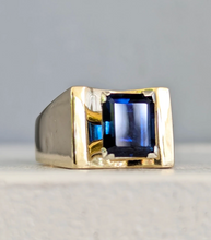 Load image into Gallery viewer, Vivid Natural blue Australian sapphire in vintage 9ct yellow gold