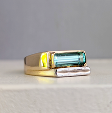 Load image into Gallery viewer, Seagreen tourmaline signet c1970s 9ct white and yellow gold