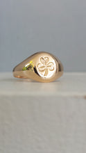 Load image into Gallery viewer, The Shamrock ☘️ signet 15ct yellow gold ring