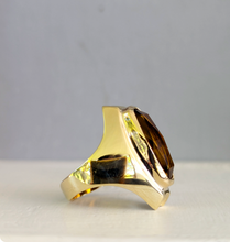 Load image into Gallery viewer, Mid century German yellow tourmaline in 8ct yellow gold