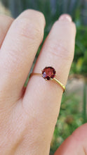 Load image into Gallery viewer, Deep berry pink tourmaline in 9ct yellow gold