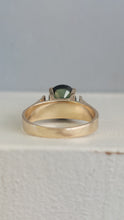 Load image into Gallery viewer, Australian parti sapphire 9ct yellow gold ring