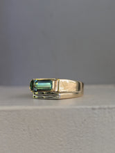 Load image into Gallery viewer, Seagreen tourmaline signet c1970s 9ct white and yellow gold
