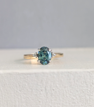 Load image into Gallery viewer, Tantalising parti sapphire & diamonds in 18ct yellow gold c1970s ring