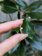 Load image into Gallery viewer, Delicate diamond bypass 9ct yellow gold