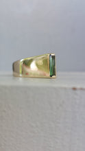 Load image into Gallery viewer, Tourmaline c1970s 9ct yellow gold ring