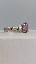 Load image into Gallery viewer, Vintage 1950s 18ct white gold tourmaline ring