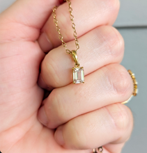 Load image into Gallery viewer, Vintage Harts Range zirocon pendant rectangular cut 9ct yellow gold