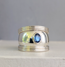 Load image into Gallery viewer, Vintage silver cuff ring with natural sapphire