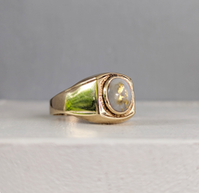 Load image into Gallery viewer, Eureka Vintage Australian gold bearing quartz ring 9ct yellow gold