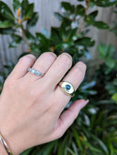 Load image into Gallery viewer, The parti sapphire signet 9ct yellow gold