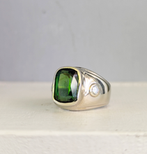 Load image into Gallery viewer, 1980s tourmaline and diamond ring in 9ct gold white gold