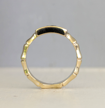 Load image into Gallery viewer, Teal sapphire bamboo signet 9ct yellow gold