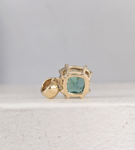 Load image into Gallery viewer, Bright lagoon Green Tourmaline pendant 9ct