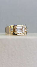 Load image into Gallery viewer, Harts Range zircon in vintage 9ct yellow gold
