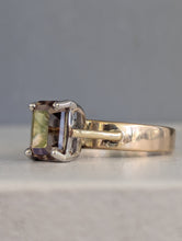 Load image into Gallery viewer, Mauve pink Harts Ranges zircon 9ct gold ring