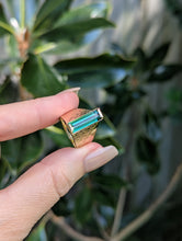Load image into Gallery viewer, Vintage 1970s Brutalist tourmaline ring 9ct yellow gold