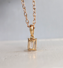 Load image into Gallery viewer, Vintage Harts Range zirocon pendant rectangular cut 9ct yellow gold