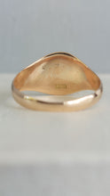 Load image into Gallery viewer, The Shamrock ☘️ signet 15ct yellow gold ring