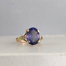 Load image into Gallery viewer, Glowing cosmic tanzanite in vintage 9ct yellow gold ring