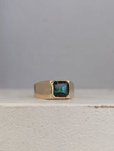 Load image into Gallery viewer, Luxuriously heavy tourmaline signet 9ct yellow gold ring
