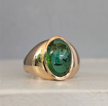 Load image into Gallery viewer, Underwater bi-colour tourmaline in 9ct rosey yellow gold