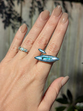 Load image into Gallery viewer, Vintage modernist abstract ring featuring a sleek seablue tourmaline c1970s