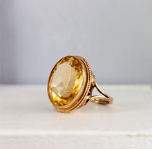 Load image into Gallery viewer, Sunshine citrine with barley twist Birmingham 1973 9ct yellow gold
