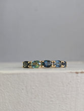 Load image into Gallery viewer, Australian harlequin parti sapphire band 9ct vintage yellow gold setting.