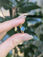 Load image into Gallery viewer, Bright blue Montana sapphire in c1930s ornate 9ct Australian ring.