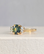 Load image into Gallery viewer, Vintage c1980 Parti Sapphire and Diamond Ring in 18ct yellow gold