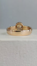 Load image into Gallery viewer, Antique Zircon ring 9ct gold