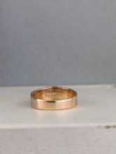 Load image into Gallery viewer, Champagne Harts Ranges zircon in rosey 9ct gold