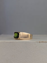 Load image into Gallery viewer, Luxuriously heavy tourmaline signet 9ct yellow gold ring