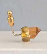 Load image into Gallery viewer, Authentic Andrew Grima 'Rock Revival' c1970 Citrine Crystal and 18ct Yellow Gold Stick Pin.