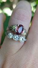 Load image into Gallery viewer, Vintage 1950s 18ct white gold tourmaline ring