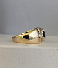 Load image into Gallery viewer, Glowing 2.05ct Australian parti sapphire & diamond 9ct band c1980s
