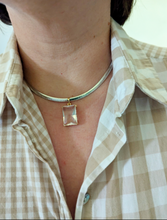 Load image into Gallery viewer, Vintage rose quartz gold pendant 9ct