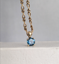 Load image into Gallery viewer, Luminous Teal Montana Sapphire 9ct yellow gold