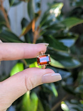 Load image into Gallery viewer, Vivid natural zircon in 9ct yellow gold vintage ring