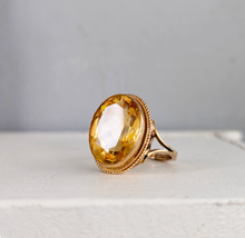 Load image into Gallery viewer, Sunshine citrine with barley twist Birmingham 1973 9ct yellow gold