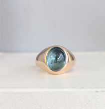Load image into Gallery viewer, Aquamarine Cabochon signet in vintage 9ct yellow gold