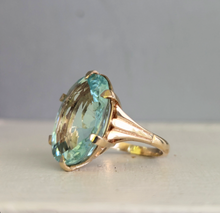 Load image into Gallery viewer, Vintage aquamarine ring c1960s Birmigham in yellow gold