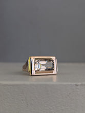 Load image into Gallery viewer, German Peach topaz East West 1930s 8ct