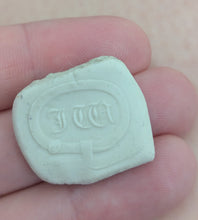 Load image into Gallery viewer, Impressive Georgian intaglio in 9ct yellow gold ring