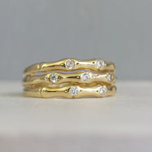 Load image into Gallery viewer, Vintage bamboo stack ring 18ct